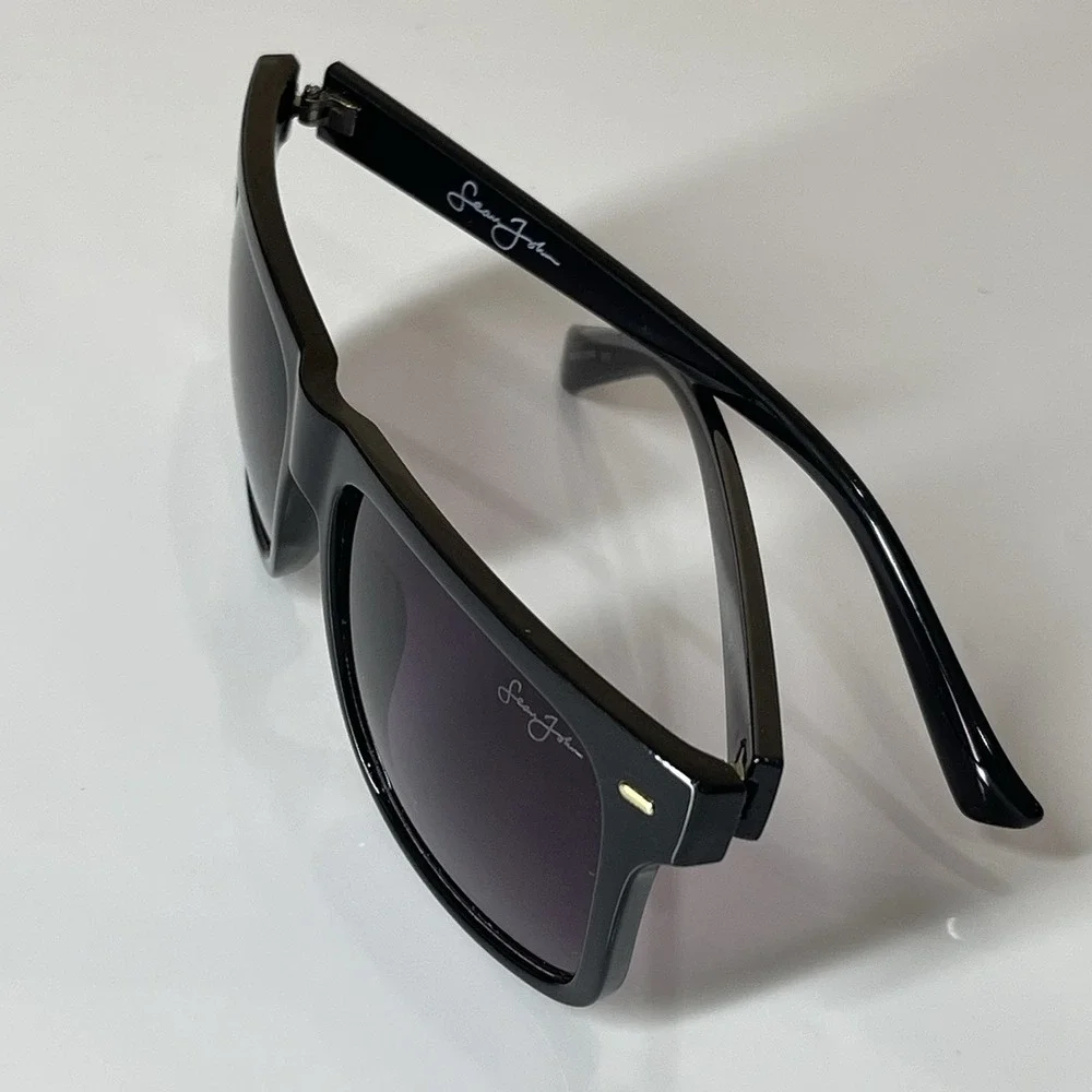 Sean John Men's Unisex Classic Style Black Frame Sunglasses Shades Dark Lenses